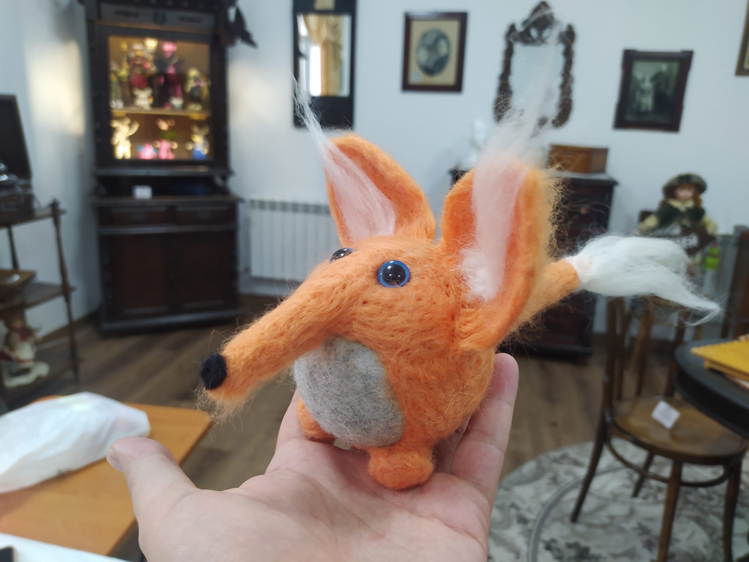 Лиса из шерсти