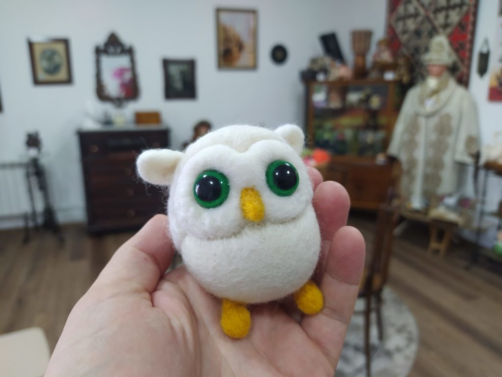 Сова из шерсти, валяние